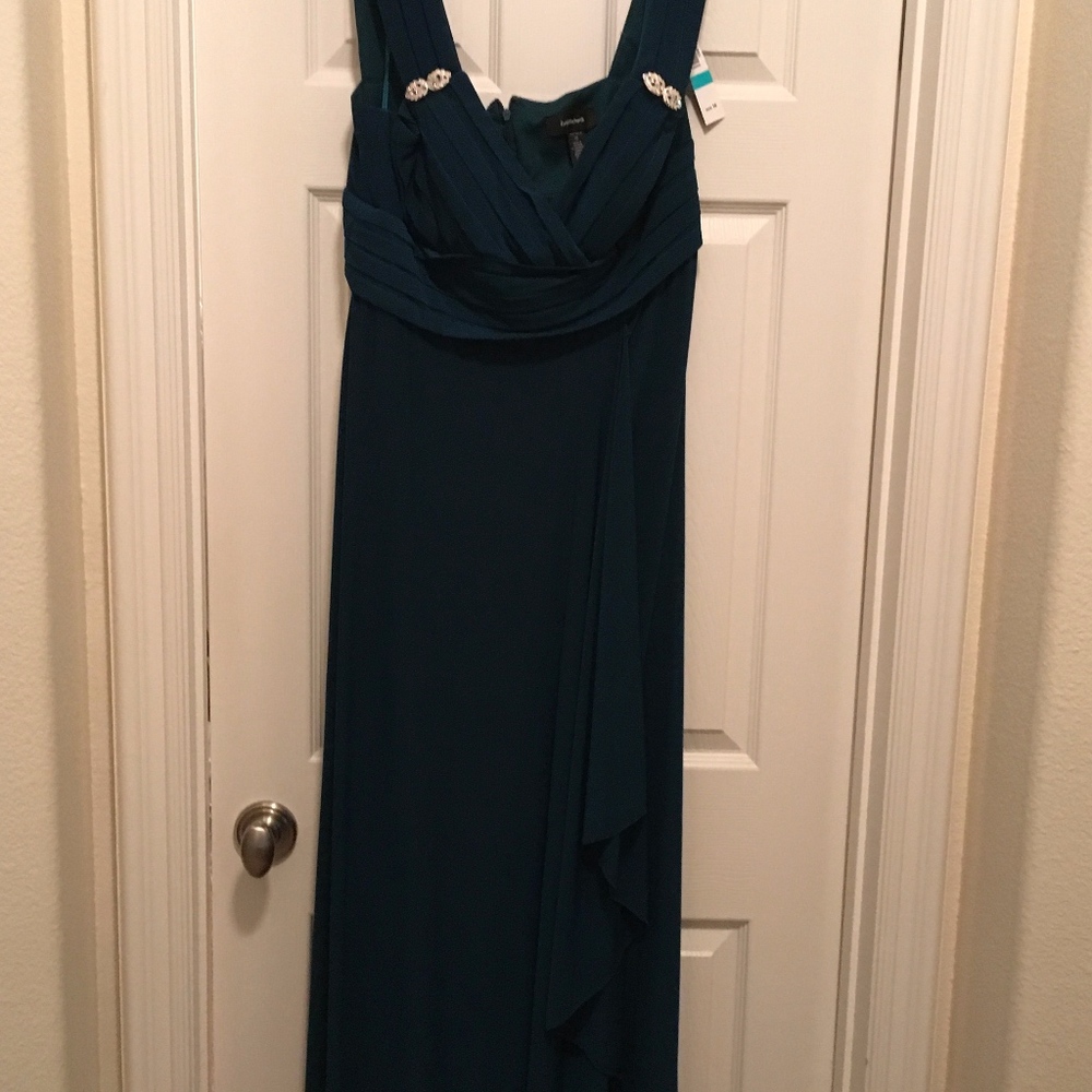 Emerald Green Gown new with tags size 16